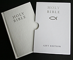 KJV Gift Bible: White, Imitation Leather, Pocket Size