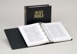 KJV Loose-Leaf Bible: (with Binder) 