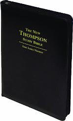 KJV New Thompson Study Bible: Black with Gold, Bonded Leather, Zipped