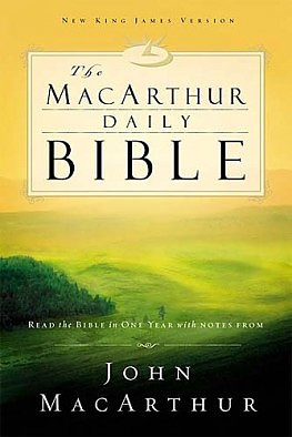 NKJV MacArthur Daily Study Bible: Paperback