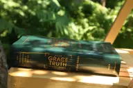 NASB, The Grace and Truth Study Bible (Trustworthy and Practical Insights), Large Print, Hardcover, Green, Red Letter, 1995 Text, Comfort Print