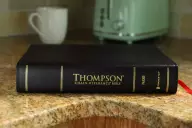 Nasb, Thompson Chain-Reference Bible, Bonded Leather, Black, Red Letter, 1977 Text