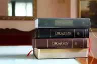 ESV Thompson Chain-Reference Bible, Bonded Leather, Black, Red Letter