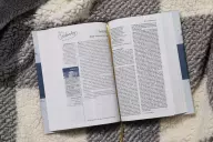 NIV Women's Devotional Bible, Hardcover, Comfort Print