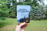 NIV, Heart of the Outdoors Bible, Paperback, Comfort Print