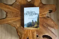 NIV, Heart of the Outdoors Bible, Paperback, Comfort Print