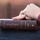 The King James Study Bible, Bonded Leather, Burgundy, Full-Color Edition