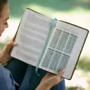NET Love God Greatly Bible, Comfort Print