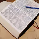 NKJV Holy Bible, Super Giant Print Reference Bible, Blue Leathersoft, 43,000 Cross references, Red Letter, Comfort Print: New King James Version