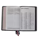 NKJV, Thinline Reference Bible, Large Print, Leathersoft, Black, Red Letter, Comfort Print