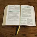 NKJV, The Bible Study Bible, Cloth over Board, Blue, Comfort Print