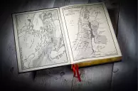 Cambridge KJV Family Chronicle Bible, Black Calfskin Leather over Boards with illustrations by Gustave Doré