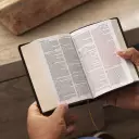 KJV Holy Bible: Compact with 43,000 Cross References, Black Leatherflex with flap, Red Letter, Comfort Print: King James Version