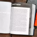 CSB Apologetics Study Bible, Navy Leathertouch