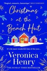 Christmas at the Beach Hut : The perfect heartwarming read to escape with over the holidays!