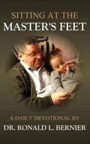 Sitting At The Master\'s Feet --- A Daily Devotional