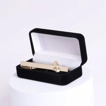 Tie Bar Praying Hand Gold