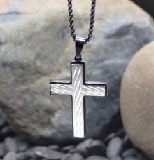 Necklace-Eden Merry-Cross-Diamond Plate-Silver