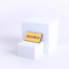 Badge Engraved Deaconess Gold Magnet