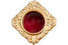 Gold Plated Pocket Reliquary D 6 cm