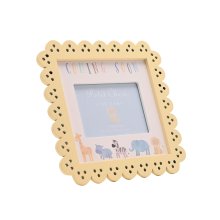 Coming Soon Petit Cheri Scallop Frame 4" x 3"