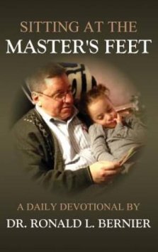 Sitting At The Master\'s Feet --- A Daily Devotional