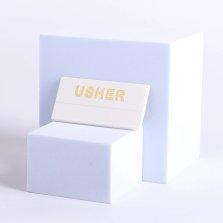 Badge Usher White Plastic / Gold Letters Pack of 24