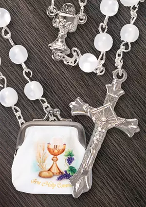 Imitation Pearl Communion Rosary In Purse