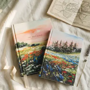 Hosanna Revival Coram NLT Bible & Notebook Bundle