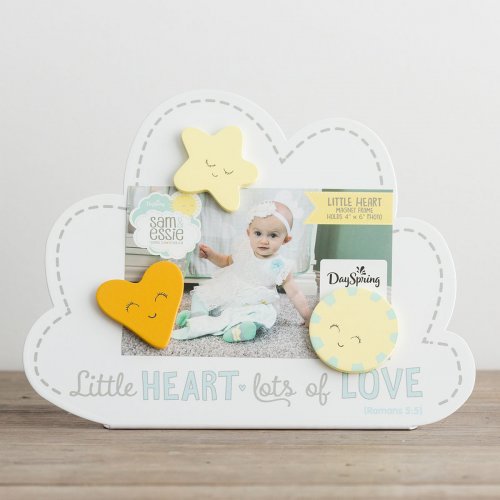 Sam & Essie - Little Heart - Metal Magnet Frame with Magnets
