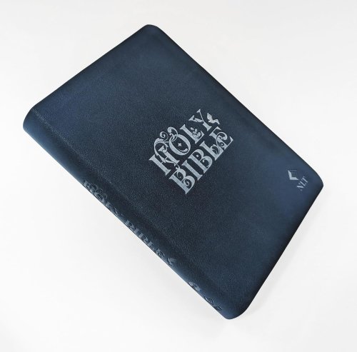 NLT Holy Bible, Navy Blue Flexiback, Leather-Feel, Debossed Detailing, British Text, NLT New Living Translation, Flexiback, Standard size