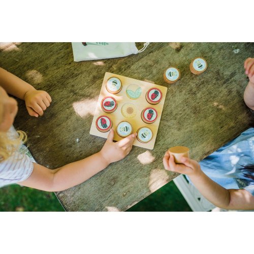 Spring Garden Tic Tac Toe (FSC®)