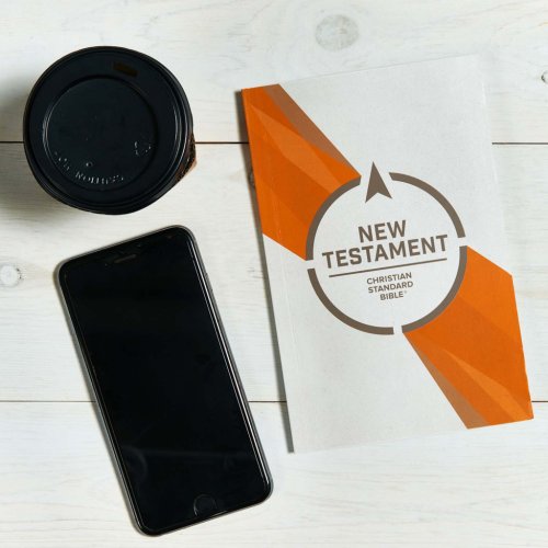 CSB Outreach New Testament