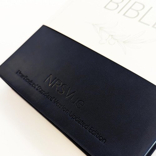 NRSVue Holy Bible, Navy Flexiback, Debossed Detail, Silver Ribbon Marker, British Text, NRSVue New Revised Standard Version Updated Edition, Flexiback, Personal size