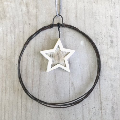 Small Wire Wreath Star Christmas Decoration