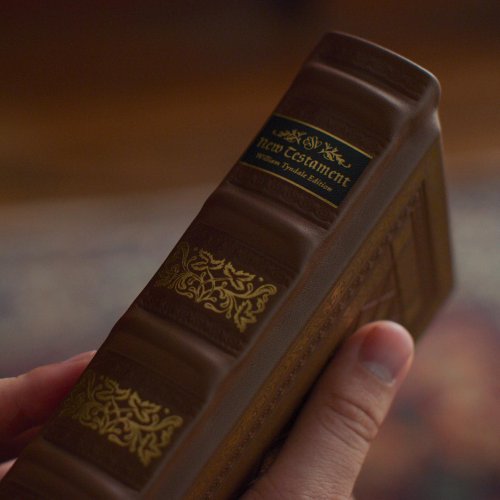 ESV New Testament with Illuminated Drop Caps