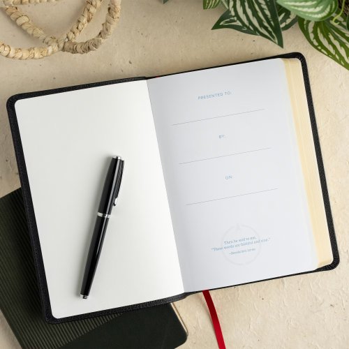 CSB Thinline Bible, Anglicised Edition, Black Leather