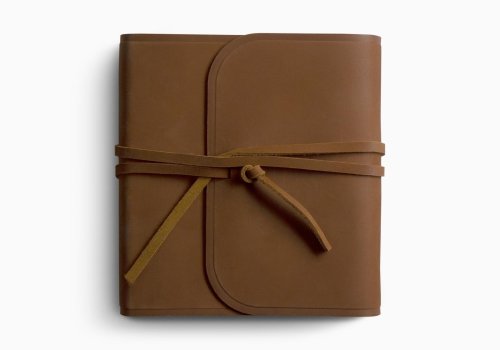 ESV Journaling Bible (Natural Leather, Brown, Flap with Strap)