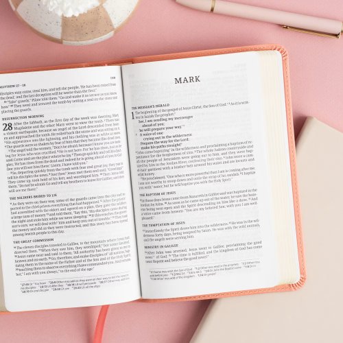 CSB Single-Column Compact Bible, Digital Study Edition, Blush Floral LeatherTouch