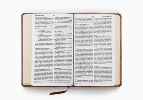 ESV Large Print Thinline Bible (TruTone, English Saddle, Emblem Design)
