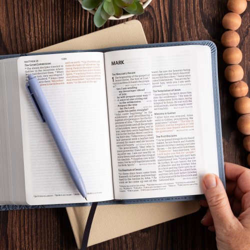 CSB Large Print Compact Reference Bible, Digital Study Edition, Slate LeatherTouch