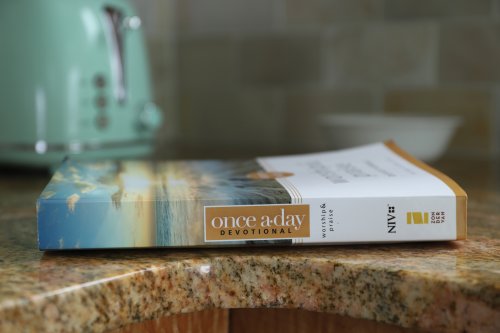 Once A Day Worship And Praise Devotional