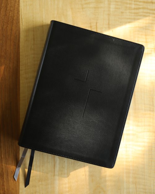 The Jesus Bible, ESV Study Bible, Leathersoft, Black