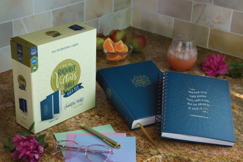 NIV Radiant Virtues Bible & Journal Gift Set: A Beautiful Word Collection (Comfort Print)-Hardcover