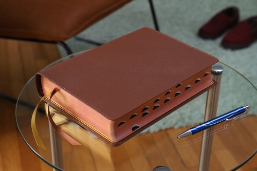 KJV, Thompson Chain-Reference Bible, Genuine Leather, Calfskin, Brown, Red Letter, Thumb Indexed, Comfort Print