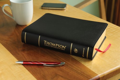 ESV, Thompson Chain-Reference Bible, Bonded Leather, Black, Red Letter, Thumb Indexed