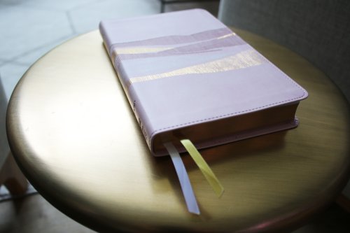 NIV, Thinline Bible, Leathersoft, Pink, Red Letter, Comfort Print