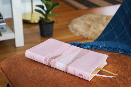 NIV, Thinline Bible, Leathersoft, Pink, Red Letter, Comfort Print