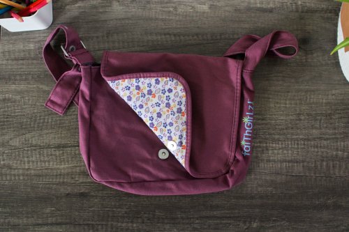 Medium Faithgirlz Grape Messenger Bag Bible Cover