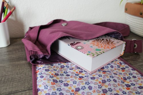 Medium Faithgirlz Grape Messenger Bag Bible Cover
